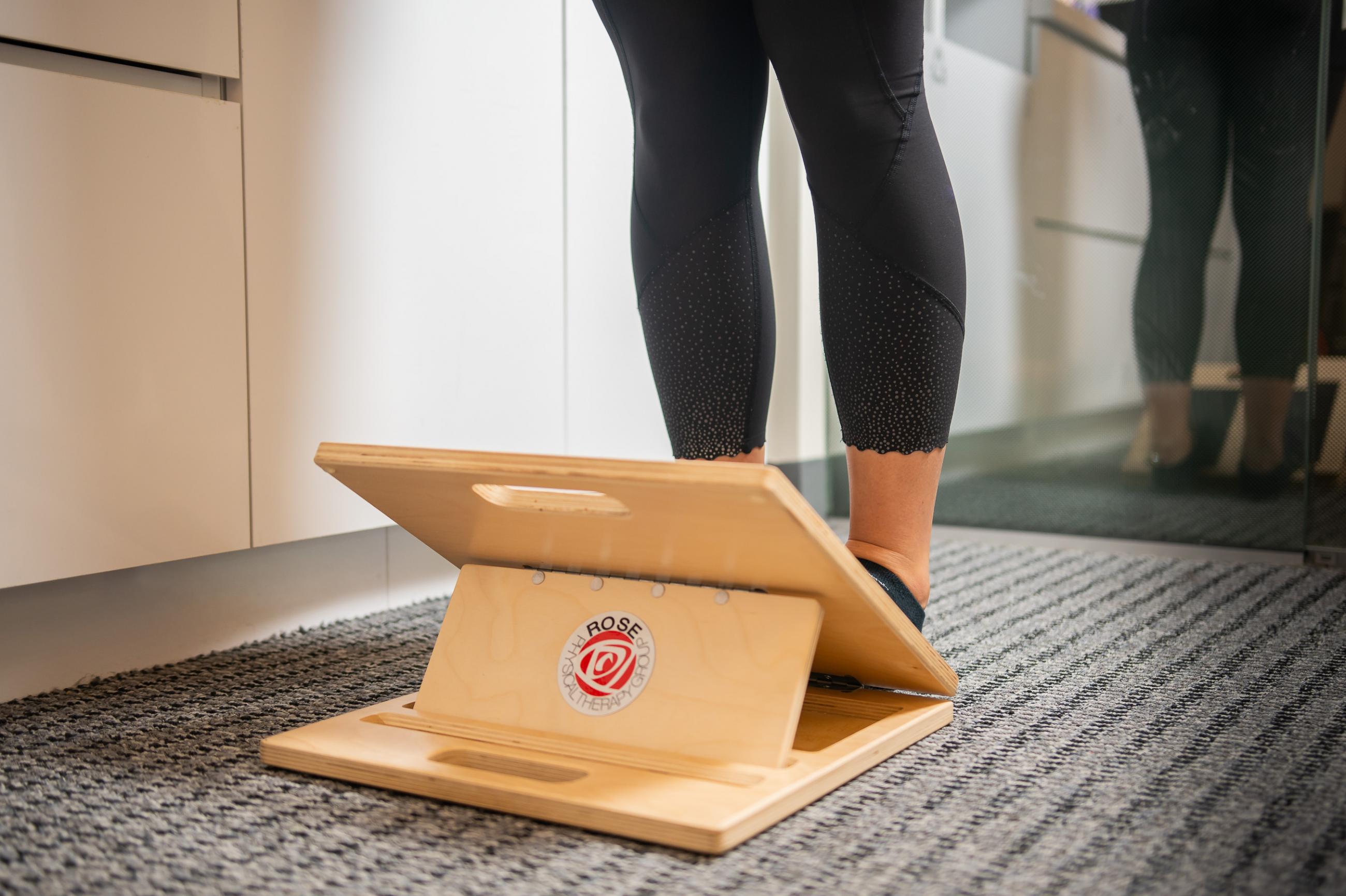 calf stretch physical therapy slant board